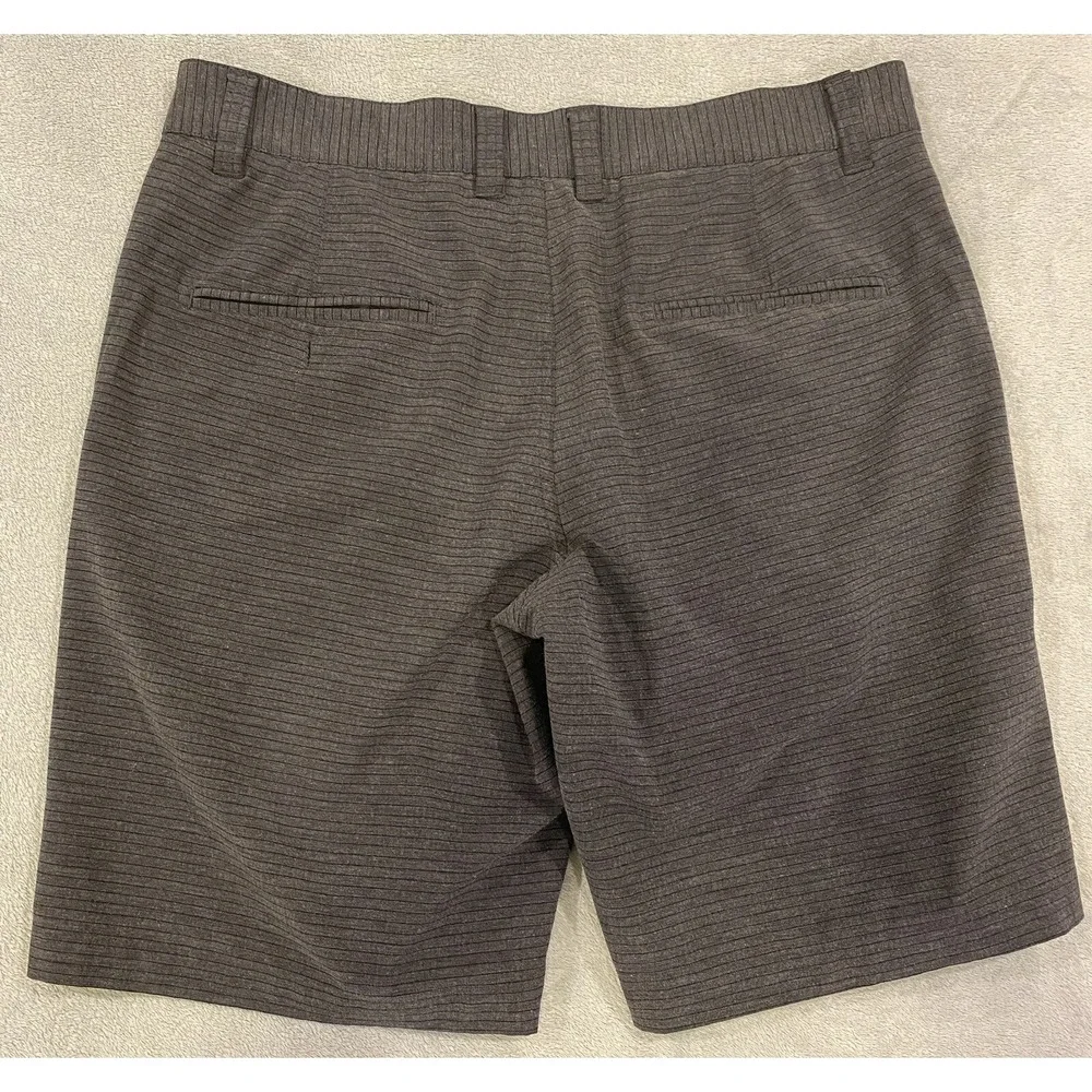 Travis Mathew Shorts Mens 32 Golf Chino Performance Sport Athletic Stretch